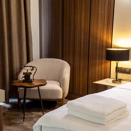 Monalisa Hotell