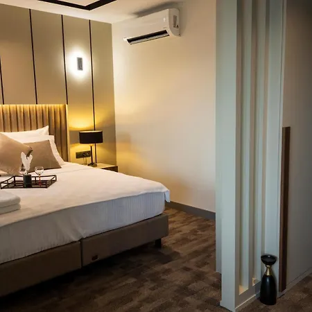 Monalisa Отель *