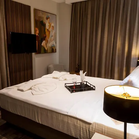 Monalisa クシャダス