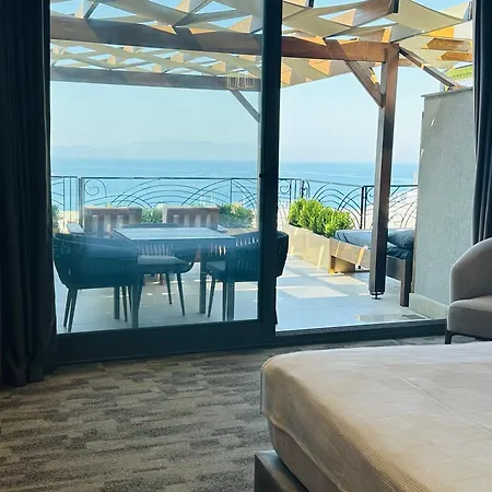 Monalisa クシャダス