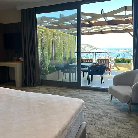 Monalisa * Kusadası